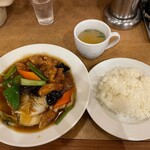 南海飯店 - 鶏と白菜のうま煮＋ライス