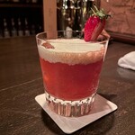 バー エイジング - イチゴを使ったカクテル