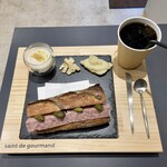 saint de gourmand - パテドカンパーニュ 菊芋のスープ ナッツのバター マッシュポテト＆アイス・コーヒー