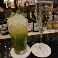 R1 TOKYO Bar&Restaurant - 