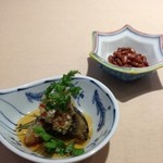 御田町 桃の木 - 揚げピータンの甘酢がけ