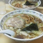 春木屋 荻窪本店 - ワンタン麺