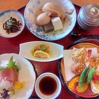 鰻割烹 伊豆栄 本店 - 霜月