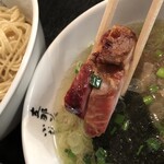 支那ソバ 小むろ - 刻み叉焼をつけ汁に