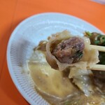 ニューヨーク飯店 - 肉汁祭りです