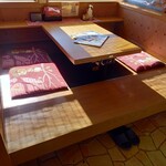 沖縄料理 美ら結 - 掘炬燵席