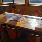 沖縄料理 美ら結 - テーブル席