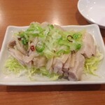 中華料理 嘉宴 - 蒸し鶏のネギソースかけ