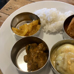 ヴェヌス サウス インディアン ダイニング - 