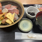 漁師料理たてやま - 特選丼