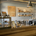 ヨコクラストアハウス - 併設のコーヒーショップ。