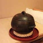 赤坂 詠月 - 土鍋には鯛めし