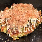Okonomiyaki Hompo - ごちそうミックス豚玉