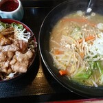 味処佐和 - 味噌ラーメン700円+ミニ焼肉丼350円=1050円