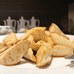 伯楽家常菜 - マコモダケの醤油煮込み　1800 yen  初めての食感　見た目エリンギ　キノコと思ってた(^^) 甘い醤油味　美味しいです　