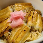 プチ平家 - 女性スタッフさんに穴子の産地を聞いたところ、聚景荘で一括仕入れおり、出先のお店となるこちらでは産地は分かりませんとの回答
宮島で産地を聞いて最後まで明確な回答が無いままお店を出たのは初めてでした