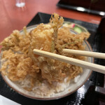 おきむら - ミニかき揚げ天丼セット ざるそば（税込 1,800円）評価＝○