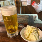 ホルモン処　川崎横丁 - 生ビール、お通し
