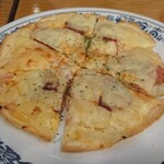 チロル - ミックスピザ