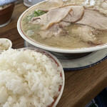ふくちゃんラーメン - チャーシューメン大盛