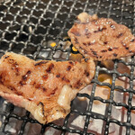 明月 鷹野橋店 - 国産カルビ②