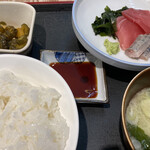 小粋な大松 - いわしとまぐろの刺身定食。