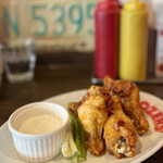 ブラザーズ - バッファローウィング