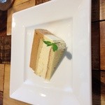 ビストロ　ラグー - 紅茶のムースケーキ