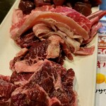 Meigetsuen - お肉いろいろ