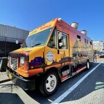 TACOS EL BRONCO - 店舗外観。