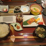 日本料理 芝桜 - 和朝食