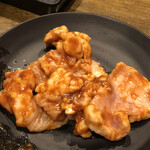 七輪焼肉 安安 - 牛上ホルモン（味噌）390円×２