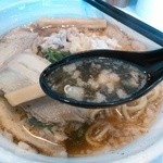 しゃにむに - 以外にあっさりのスープ