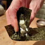 鳥茂 - キャビア海苔巻き