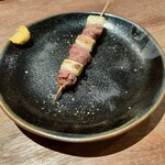 鳥茂 - コメカミ串