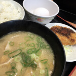 草津パーキングエリア(下り線)フードコート - 料理写真:豚汁定食