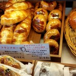 NO BREAD NO LIFE ＆ NO CURRY NO LIFE - まるでコロッケ！トローリ玉子と国産じゃがいものコロッケパン