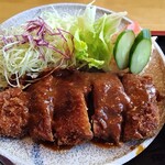 四洲苑 - 豚カツ定食