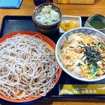 味奈登庵 - 親子丼セット