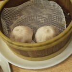 北京ダック専門店 北京カォヤーテン - 小籠包