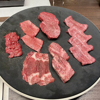 東京食肉市場直送 肉焼屋 D-29 広尾店 - 