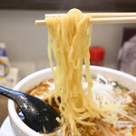 Yushima Ramen - 激辛らーめんの麺