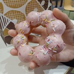 Mister Donut - 22年11月ポン・デ・リース ストロベリー@176円