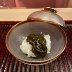 緒方 - もずく飯蒸し