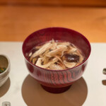 みえ田 - 松茸とキンキの鍋