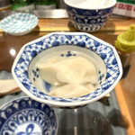 大衆中華スタンド チャーシュー パンチ - 水餃子230円