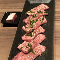 焼肉ダイニング MEGUMI 本店 - 上白タン
