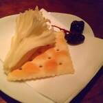 Bar Tiare - チャーム