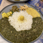 ハルダモンカレーオカヤマ - サグカレー1200円です。