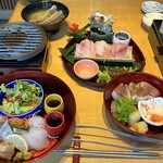 海の花 - 館山 炙り海鮮丼　２５００円　(2023/01)